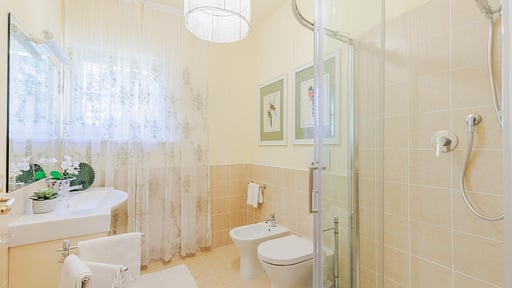 Bassotta Cottage Bedroom 1