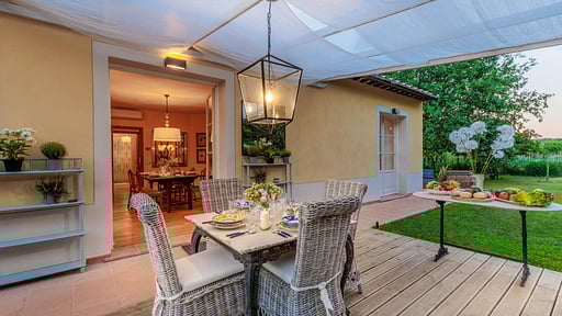 Bassotta Cottage Dining area