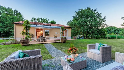 Bassotta Cottage Terrace/Veranda