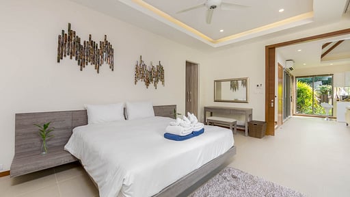 Villa Batam Bedroom 1