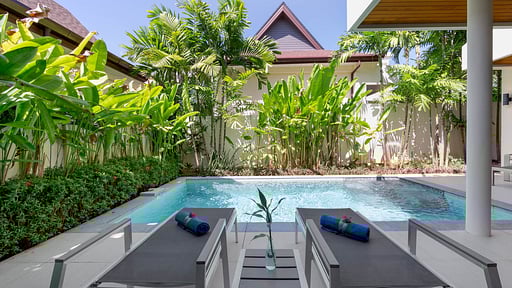 Villa Batam Swimming pool