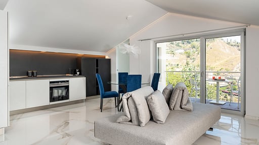 Villa Baya Bella Salon 3