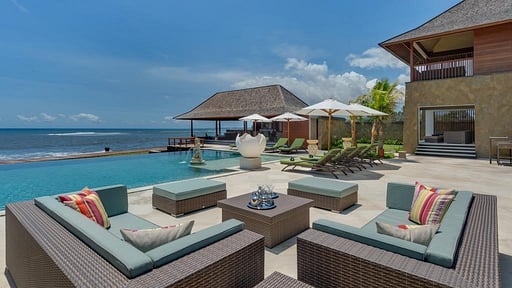 Villa Bayu Gita Beachfront Swimming pool