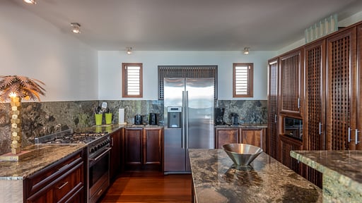 Villa Bayugita Kitchen