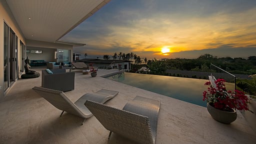 Villa Beach Haven Swimming pool