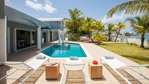 Villa Beach Secrets Piscine