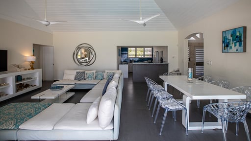 Villa Beach Secrets Salon