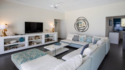 Villa Beach Secrets Salon