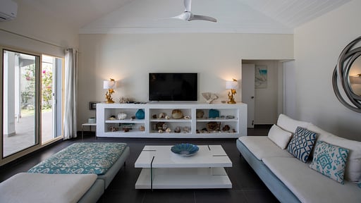 Villa Beach Secrets Salon