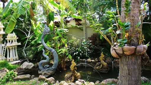 Villa Beachfront Garden