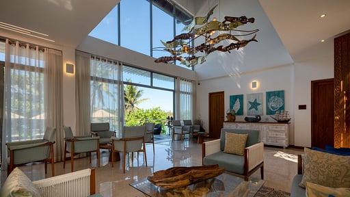 Villa Beacon By The Bay Living room 