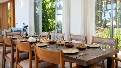 Villa Beacon By The Bay Dining area