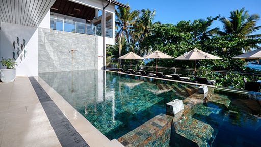 Villa Beacon By The Bay Swimming pool