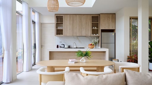 Villa Belcasa Dining area