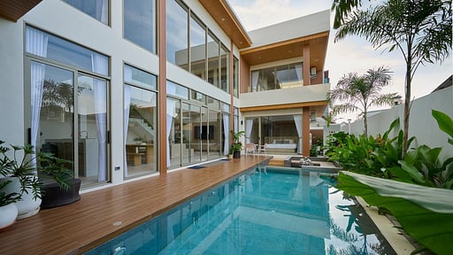 Villa Belcasa Swimming pool