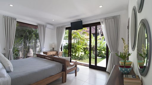 Villa Bella Bedroom 5