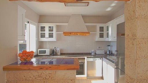 Villa Bellavieztra Kitchen