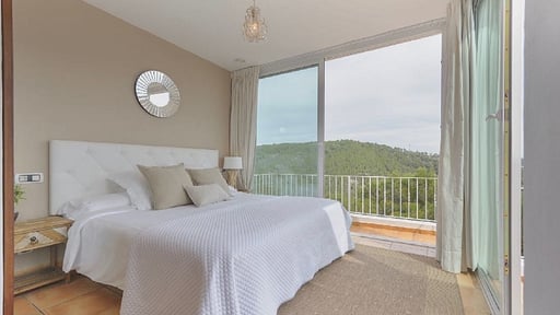 Villa Bellavieztra Bedroom 4