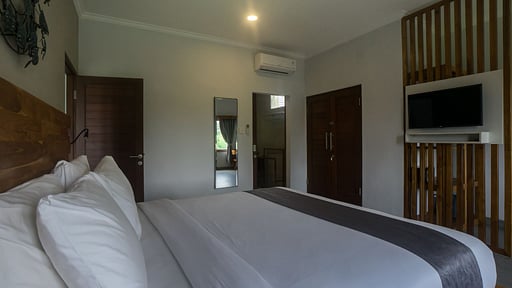Villa Belle Asana Tiga Bedroom 2