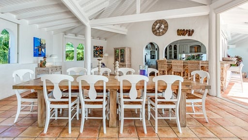 Villa Belle Fontaine Dining area