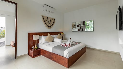 Villa Belle Bedroom 1