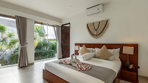 Villa Belle Bedroom 1
