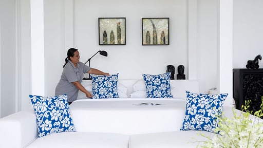 Villa Belle Villa staff