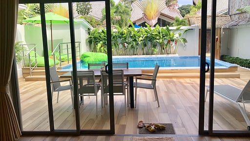 Villa Bellini Dining area