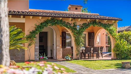 VILLA BELLOTA Others