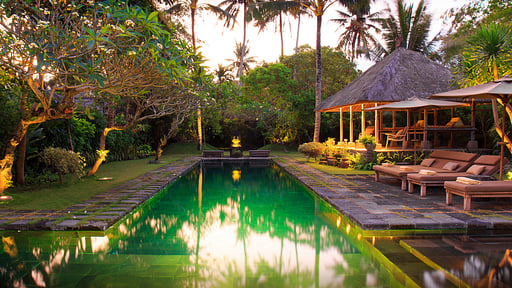 Villa Belong Dua Swimming pool