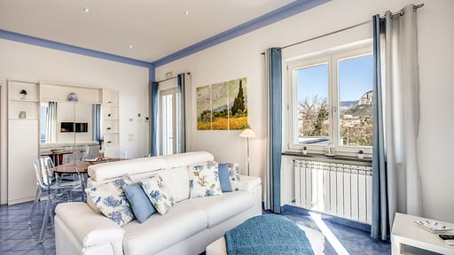 Villa Belvedere delle Sirene Living room 1