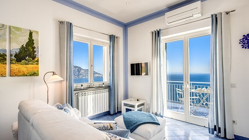 Villa Belvedere delle Sirene Living room 1