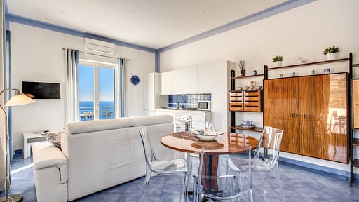 Villa Belvedere delle Sirene Dining area 1