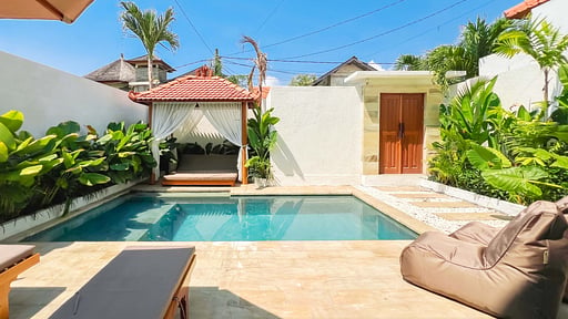Villa Bewell Gazebo