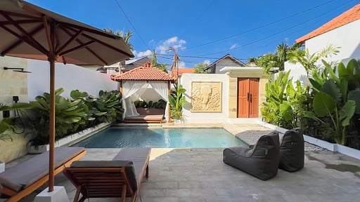 Villa Bewell Gazebo