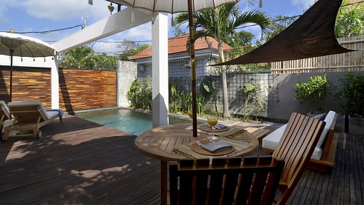 Villa Beyond Dining area