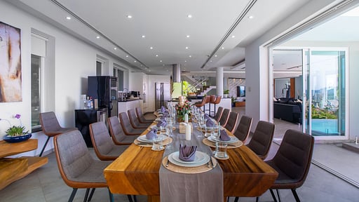 Villa Beyond Dining area