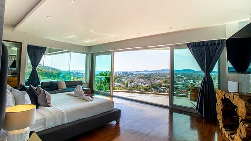 Villa Beyond Bedroom 1