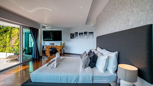 Villa Beyond Bedroom 1