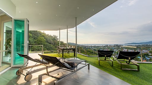 Villa Beyond Terrace/Veranda