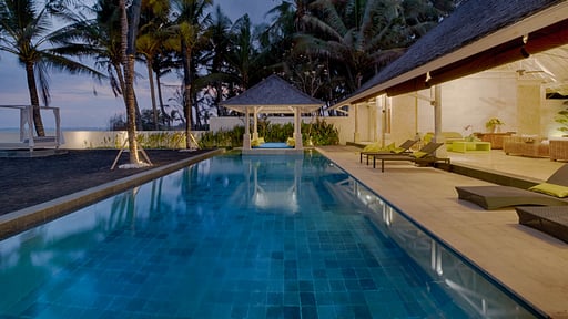 Villa Biara Schwimmbad