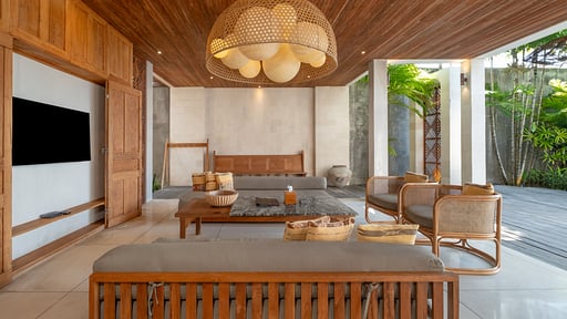 Villa Biarritz Living room 2