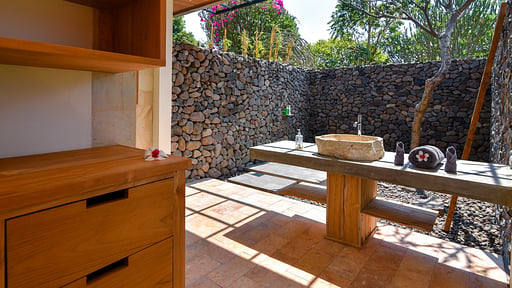 Villa Bidadari Pemuteran Bedroom 2