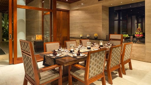 Villa Bidadari Cliffside Estate Dining area