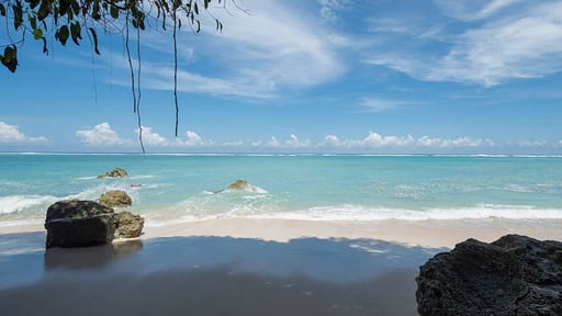 Villa Bidadari Cliffside Estate Surroundings