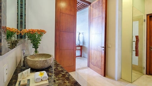 Villa Bidadari Cliffside Estate Bedroom 3
