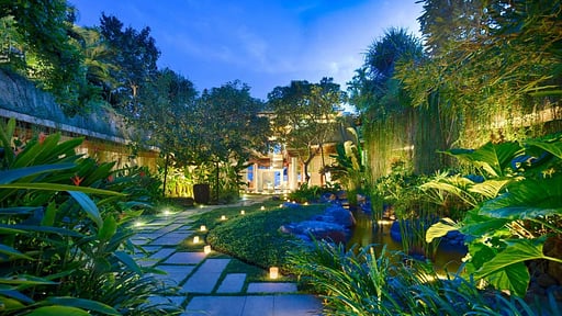 Villa Bidadari Cliffside Estate Garden