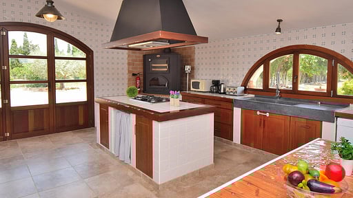 Villa Biniaco Kitchen