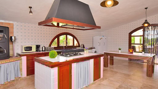 Villa Biniaco Kitchen
