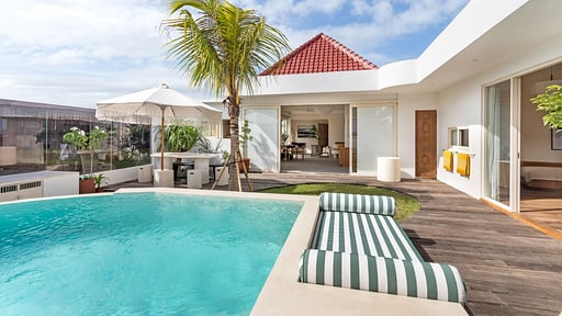 Villa Biro Swimming pool